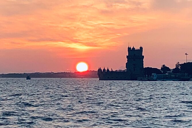 Sailing tour to the sunset in Lisbon - Central Tejo to MAAT: Industrial Lisbon at Golden Hour