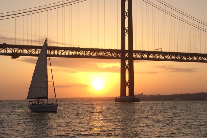 Sailing tour to the sunset in Lisbon - The 25 de Abril Bridge: A Huge Structure With Political Meaning