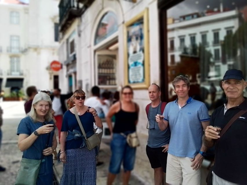Secret Lisbon Walking Tour - Secret Crypts, Hidden Graves, and Freemason Hangouts