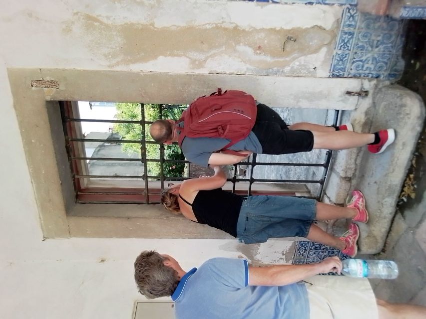 Secret Lisbon Walking Tour - Cemeteries, an Old Well Inside a Hotel, and the Urban Afterlife