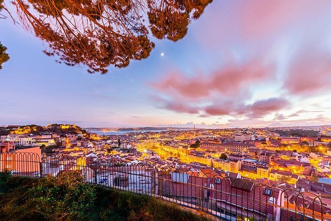 Self-Guided Audio Tour - Lisbon on Wheels: the capital of the sea - National Pantheon and Praça Figuera: the construction facts + a plaza story