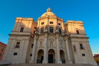 Self-Guided Audio Tour - Lisbon on Wheels: the capital of the sea - Graça Church and Convent, St. Vicent da Fora, and the baroque tile stop you’ll remember