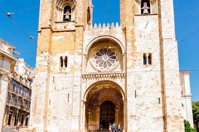 Self-Guided Audio Tour - Lisbon on Wheels: the capital of the sea - Tips for using the audio on Lisbon’s streets (so it stays fun)