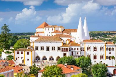 Shared Group Sintra Full Day Tour - Sintra Centro Histórico: Moorish Castle Vibes and Travesseiro/Queijada