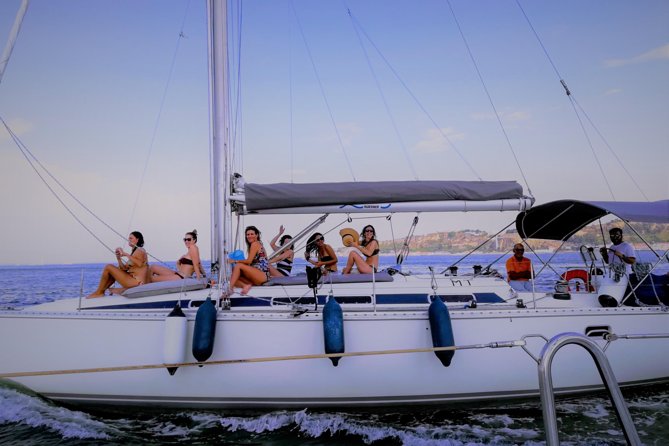 Sight Sailing in Lisbon - Boarding on the Tagus: what the first 30 minutes feels like