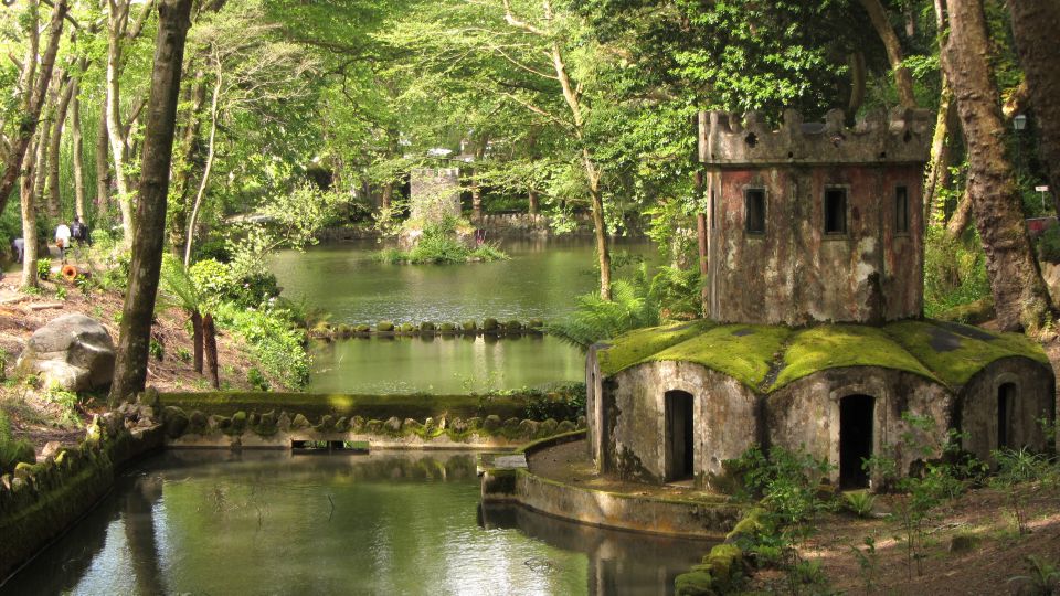 Sintra: 4 MAJOR Monuments Tour E-Car com GPS Audio Guide - Sintra’s Atlantic coast beaches: Praia Grande to Azenhas do Mar