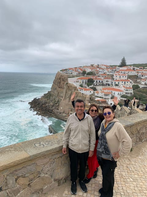 Sintra: All Palaces Tour 2.5 hs - Pickup and Drop-Off: Where You Meet the Guide