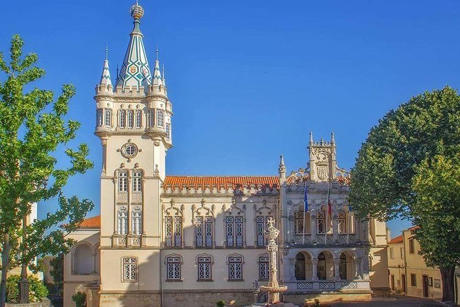 Sintra And Cascais Full-Day Tour with Local Guide - Pena Palace and Park: the big guided moment