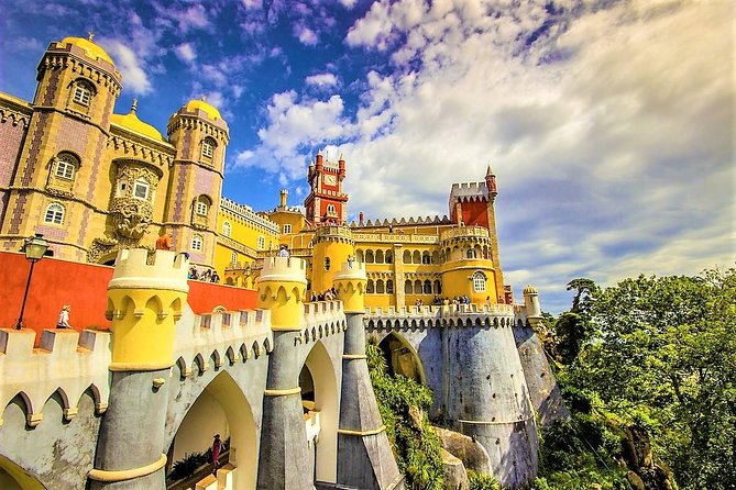 Sintra and Cascais Villages Private Luxury Tour - Quinta da Regaleira: The Default Palace Stop