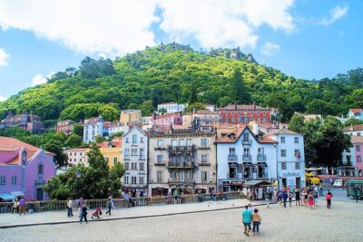 Sintra and Cascais Villages Private Luxury Tour - Pickup in Lisbon: The Morning Details That Matter
