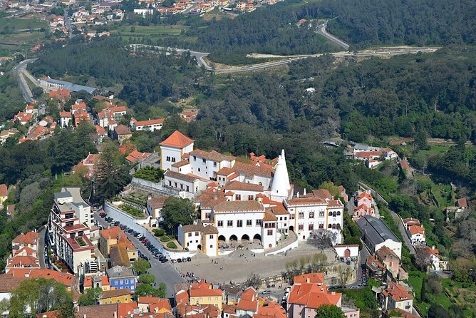 Sintra, Cascais and Pena Palace Tour from Lisbon - 8:30am meeting point and the air-conditioned van setup