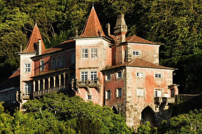 Sintra, Cascais & Estoril Private Tour - Palaces Tickets & Lunch - Sintra town center: quick orientation for a fairytale feeling