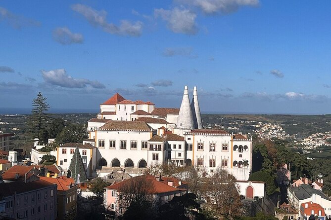 Sintra & Cascais: Private Full-Day Adventure in a Classic 4x4 - The pacing secret: one or two palaces keeps the day enjoyable