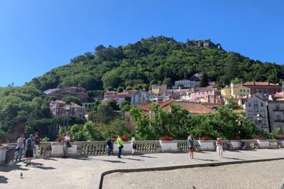 Sintra Cascais Private Tour with Pena Palace and Mouros Castle - Pricing: what you’re paying for (and what you’re not)
