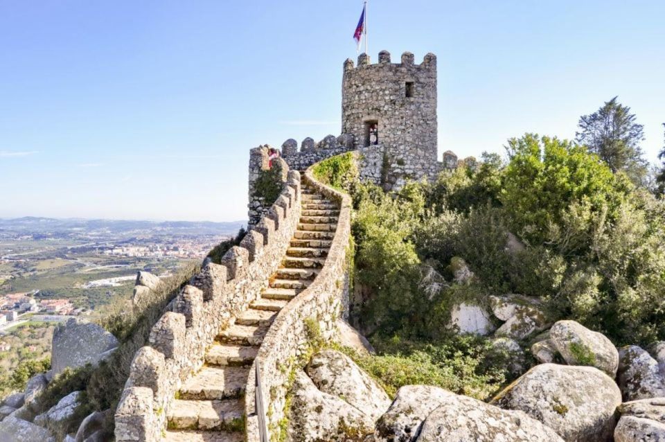 Sintra: Castle of the Moors Skip-the-Line Ticket+Audio Guide - Getting to Sintra from Lisbon without wasting your morning