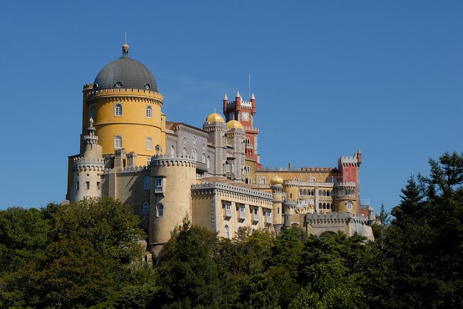 Sintra Deluxe from Lisbon with Pena Palace ticket - Park and National Palace of Pena: the main event with 2 hours on-site
