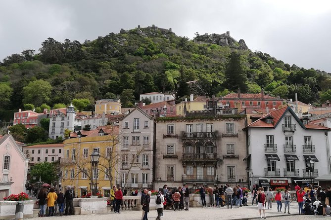 Sintra + Fatima Tour - Cascais on the Way Back: 24 Scenic Kilometers by Atlantic and Tagus
