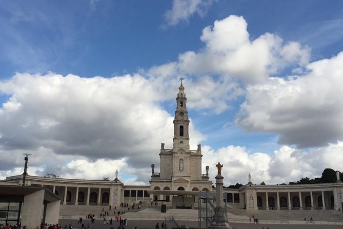 Sintra + Fatima Tour - Fatima’s Sacred Stop: Shrine, Church/New Temple, and the Heart Visit