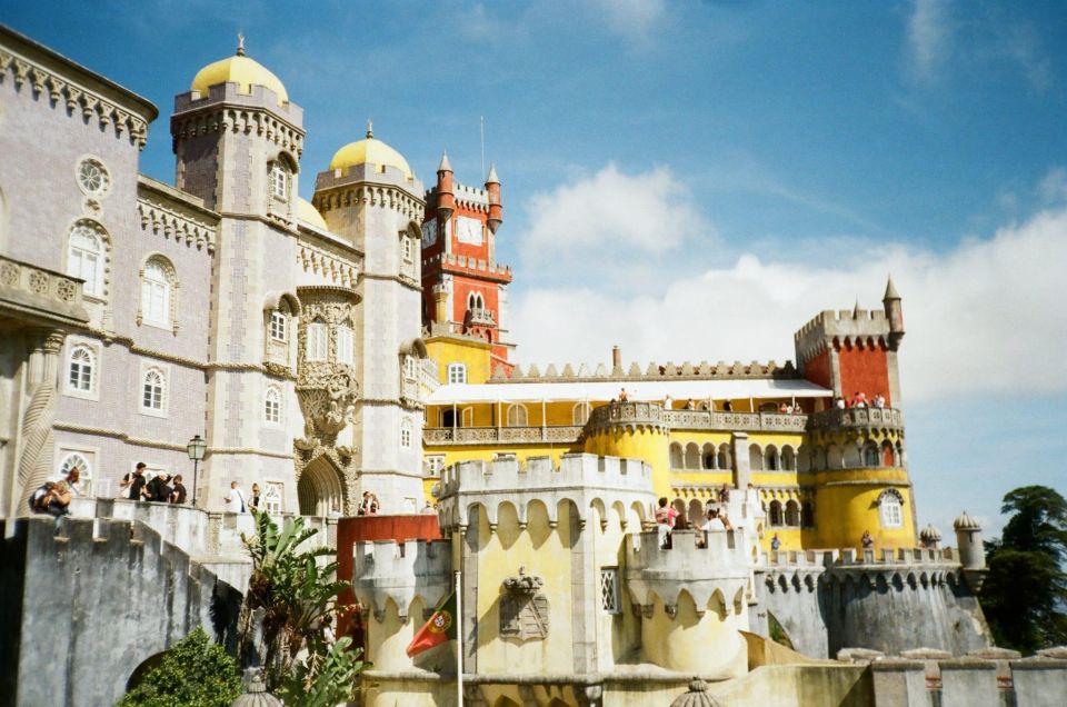Sintra: Full Day guided tours by Van with Local guide - Key things that make this day click