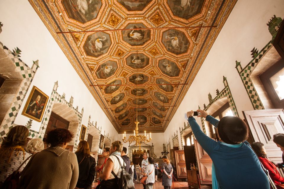 Sintra: Half-Day Tour with Royal Palace Ticket - Pacing, Footwear, and Who This Tour Really Suits