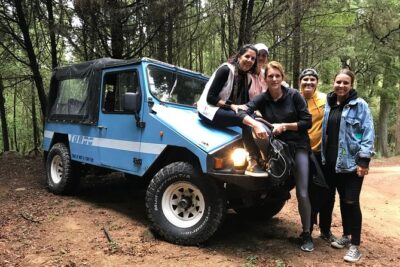 Sintra Jeep Safari - Meet your guide and expect jokes with your facts