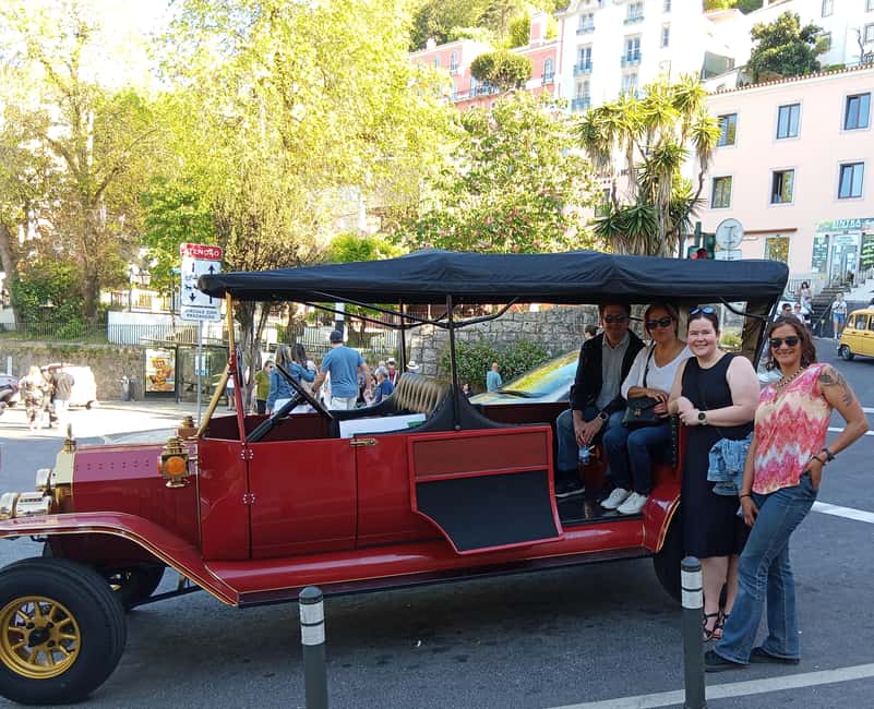 Sintra: Mountain tour by vintage TukTuk - Pickup in Sintra and the timing that controls the whole experience