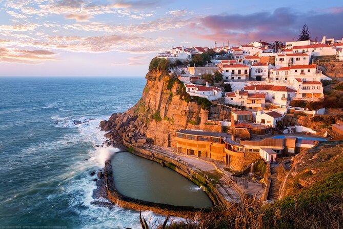Sintra Off-Road Tour - Atlantic Views & Secret Paths - Pena Palace: the iconic visit (ticket extra, time included)