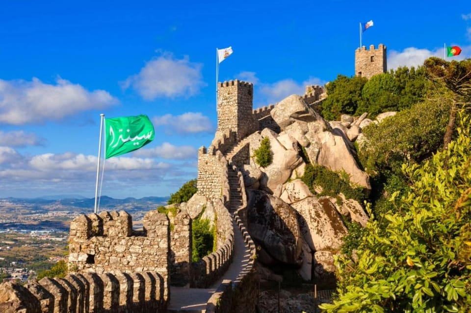 Sintra: Official Public Bus Transport: All Palaces & Castles - Should you book the Sintra official bus pass?