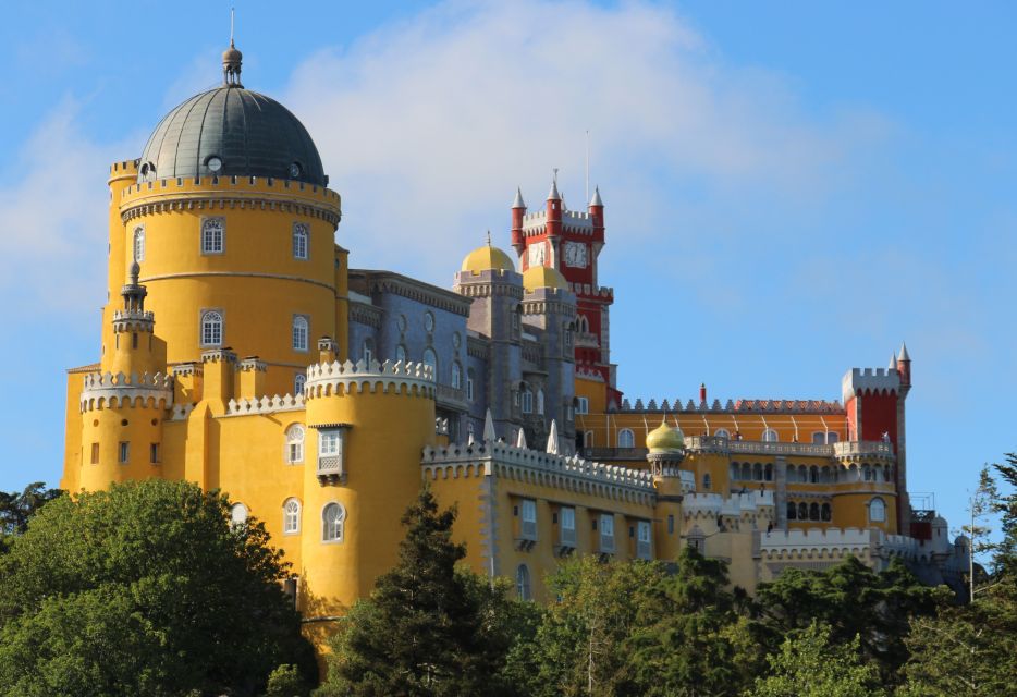 Sintra Palaces and Cascais Magical Experience Private Tour - Lisbon to Sintra-Cascais Natural Park: the part most people rush