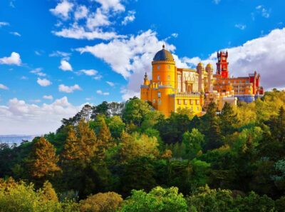 Sintra, Pena, Belém, Cascais & Lisbon Small Group Tour - Meeting point and the small-group comfort factor