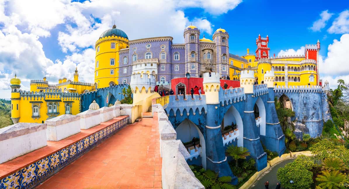 Sintra, Pena, Belém, Cascais & Lisbon Small Group Tour - Lisbon’s panoramic finale: a good wrap-up for first-timers