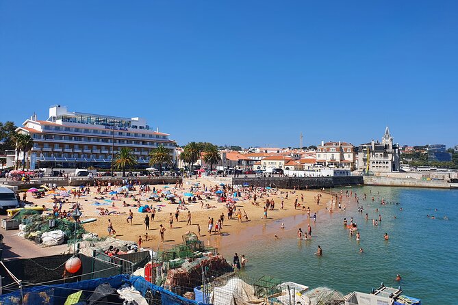 Sintra, Pena Palace, Cape Roca & Cascais Small-Group Tour - Cascais: Fishing-Village Energy and Beach Views in One Hour