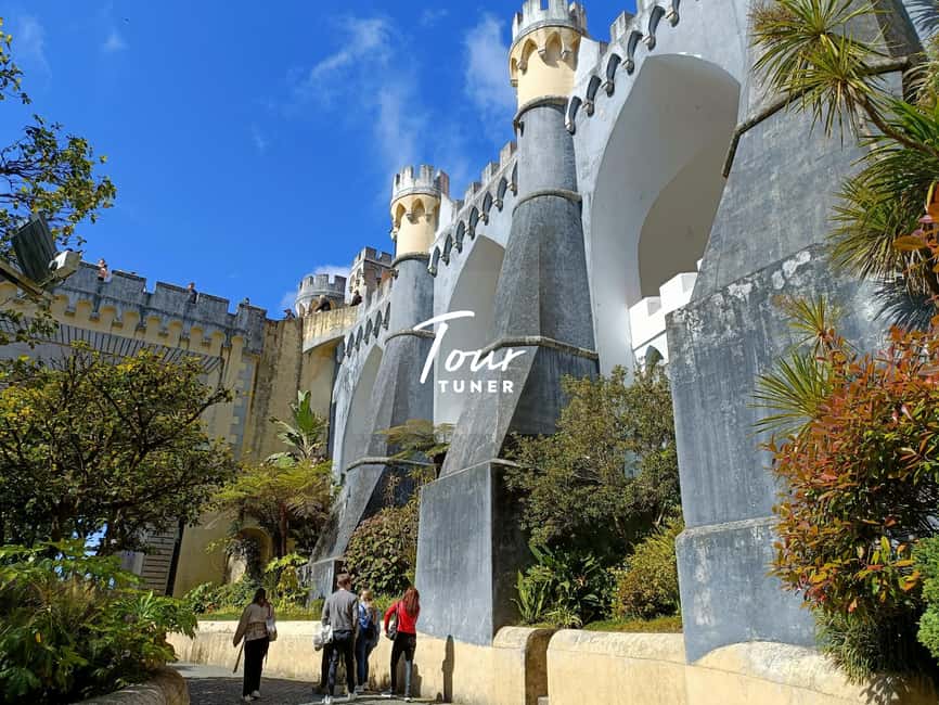 Sintra: Pena Palace. Moorish Castle. Cabo da Roca. & Cascais - What the 7 hours actually feels like (pacing, walking, and timing)