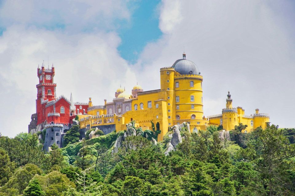 Sintra: Pena Palace, Moorish Castle, Regaleira, & Monserrate - Monserrate Palace and gardens: choose it if you love plants and style