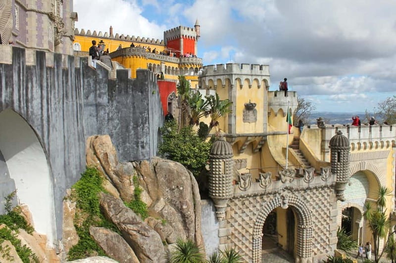 Sintra: Pena, Regaleira, Cabo da Roca & Cascais Private tour - Key things I’d plan for