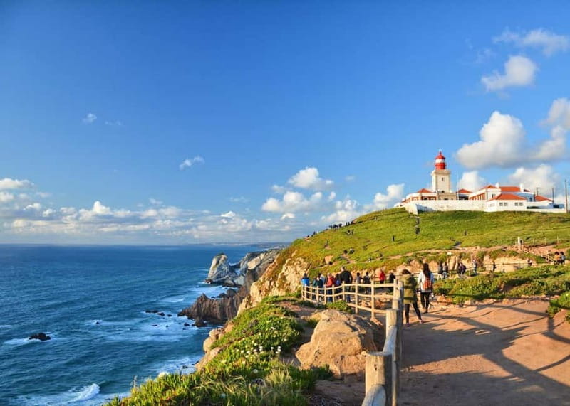Sintra: Pena, Regaleira, Cabo da Roca & Cascais Private tour - Sintra Old Town Walking Tour: Less Guesswork, Faster Enjoyment