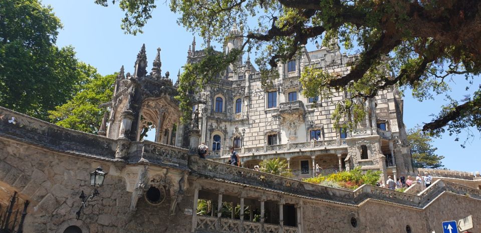 Sintra: Private and Customizable Tour - Quinta da Regaleira and Moorish Castle: when the magic includes steep steps