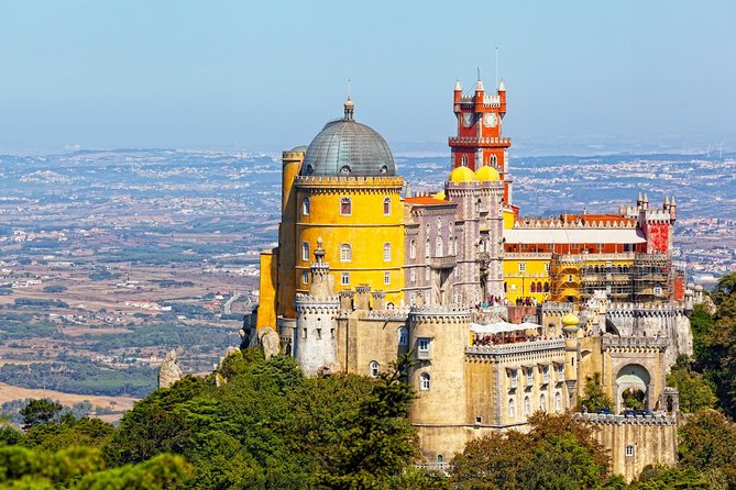 Sintra Private Tour with All Tickets Included - Centro Histórico de Sintra: a short stroll and Travesseiros time
