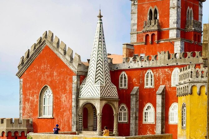 Sintra Private Tour with Tickets: Pena Palace & Moorish Castle - What private transportation changes for your day