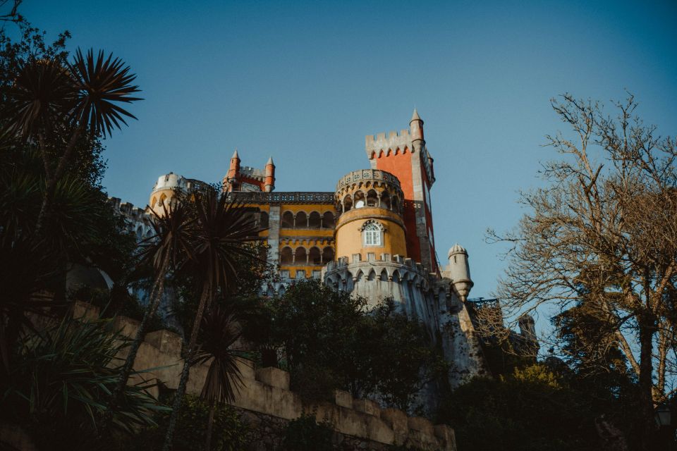 Sintra Rural & Coast Jeep Adventure - Colares to the coast: Azenhas do Mar and stops with breathing room