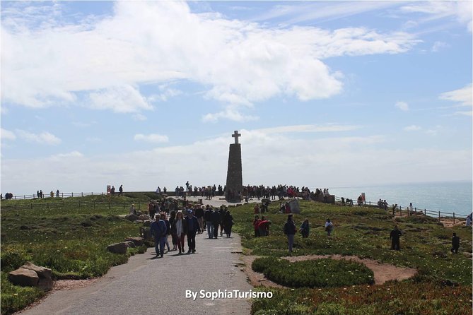 Sintra todo dia Ou Sintra & Cascais - Stop 5: Castelo dos Mouros for 360-degree views