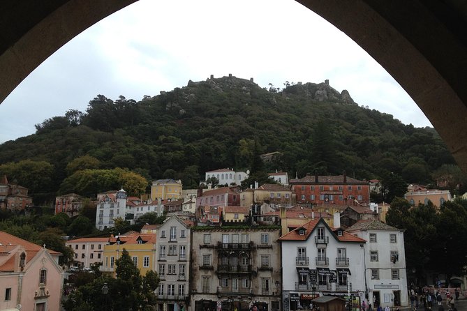 Sintra Tour 8h - Stop 1: Park and National Palace of Pena (2 hours of Romantic style overload)