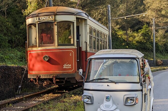 Sintra Tuk Tuk Experience: Mountain, Monuments and Dream Beaches - Stop 5: Azenhas do Mar and the slow down that the coast demands