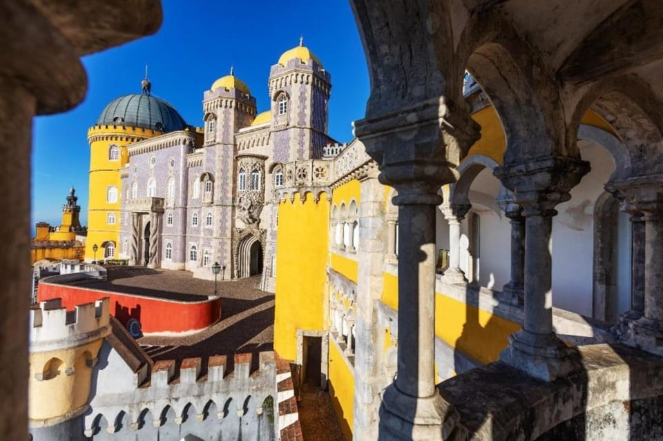 Sintra:Pena Palace,Moorish Castle & Q-Regaleira Private Tour - Central Sintra free time: what to do with your own hour