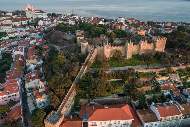 Skip the Line Ticket Castelo de S. Jorge - Where to Redeem: Travessa do Chão da Feira Meeting Point