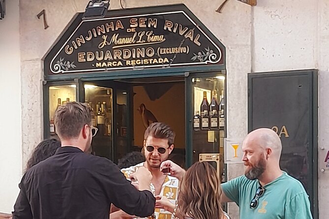 Small group Lisbon Walking Tour - The Walk Experience: Short Stops, Smart Pacing, and Real Flexibility
