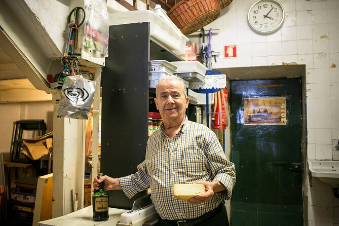 Song of the Sea: Fish, Seafood and Tradition in Lisbon’s Port Zone - Chafariz da Esperança: history that turns into food momentum