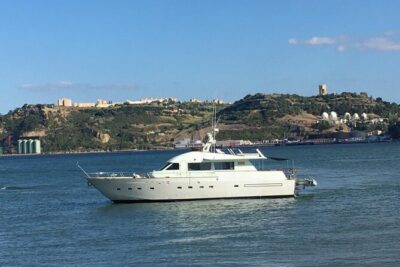 Sunset Cruise Lisbon | VIP Yacht Lisbon Party - Sunset Cruise + Old Lisbon: What You’re Really Paying For