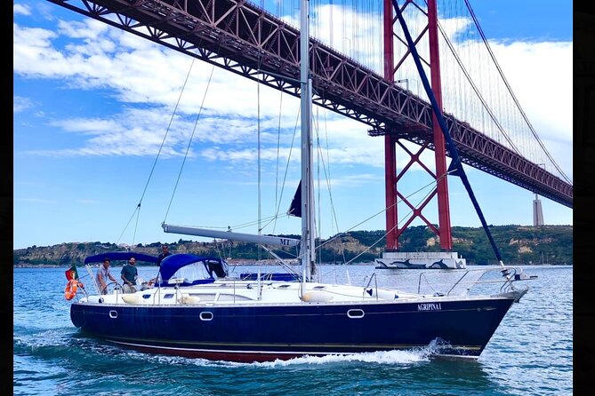 Sunset sailboat tour in Lisbon with green wine - Comfort on Board: Seating, Blankets, and Your Own Music