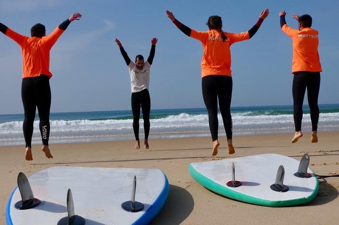 Surf & Friends - Costa da Caparica - What you’ll learn first: the basics that help you catch a wave